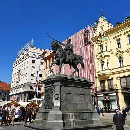 Luxurios And Historic 